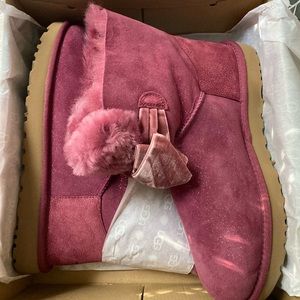 UGG GITA TWINKLE BOW MINI